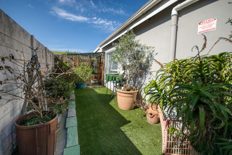 3 Bedroom Property for Sale in Gordons Bay Western Cape